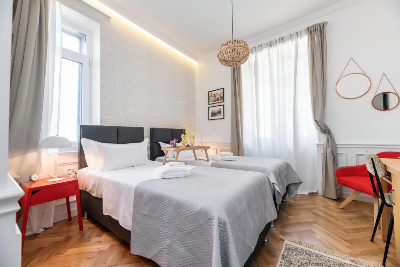 Evala Luxury Rooms With Pool And Garden Split Bagian luar foto